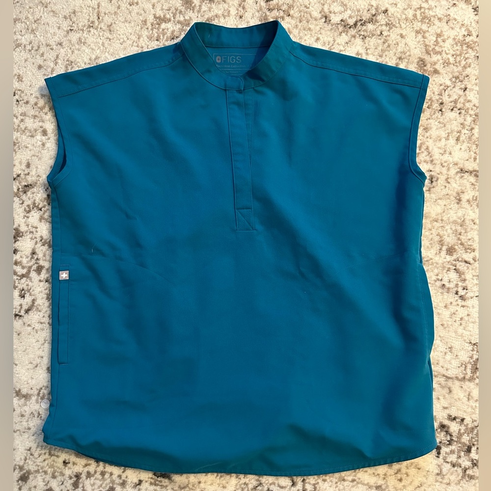 Figs top and pants